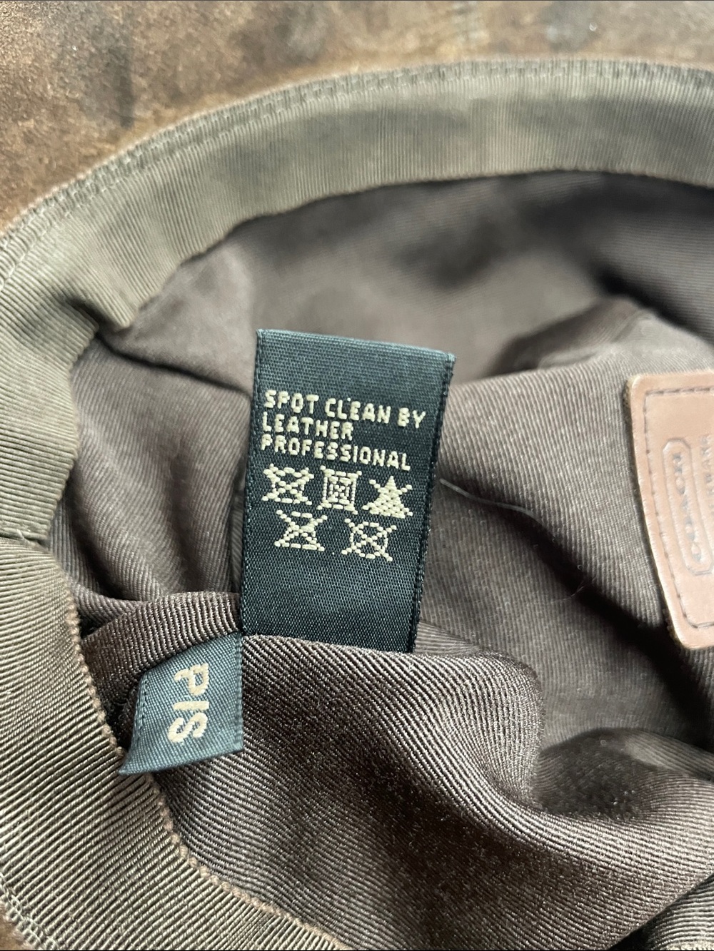 Coach Signature Jacquard Woman’s Bucket Hat - Picture 12 of 12